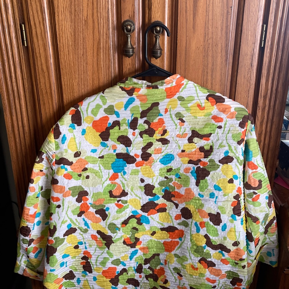 Multi colored spring jacket size. SilkLand 2X